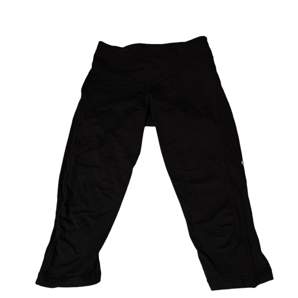 Lululemon Crop Leggings Sz 6 Black 18" Inseam Workout Athleisure Exercise GUC‎